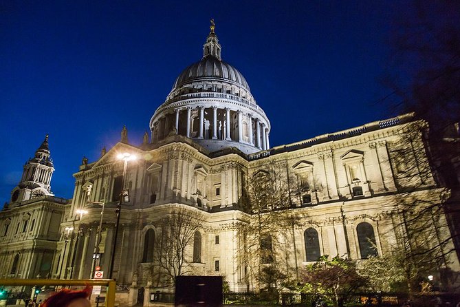 London by Night Sightseeing Tour - Open Top Bus - St Paul’s Cathedral and the City after dark