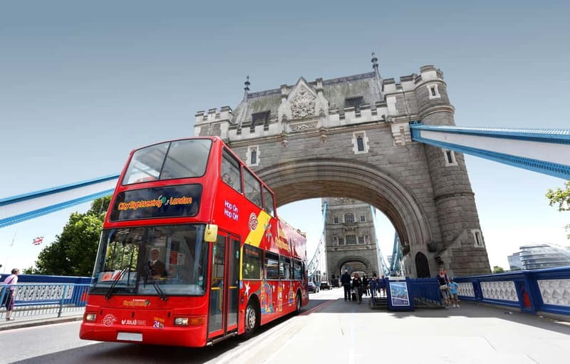London: City Sights Hop-On Hop-Off Bus & Bookable Extras - The Blue Route links Hyde Park, museums, and Kensington