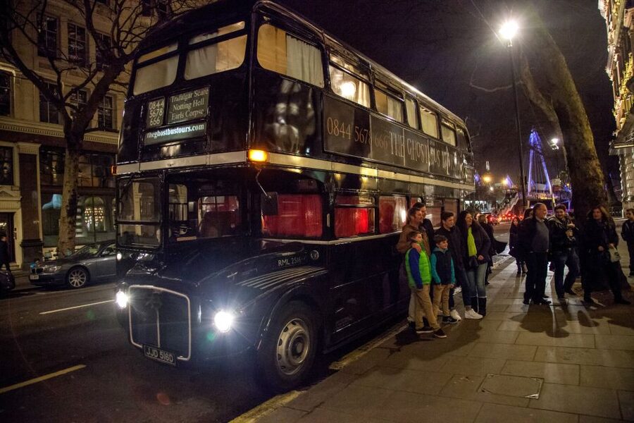 London: Comedy Horror Ghost Tour on a Bus - Meeting point and practical details