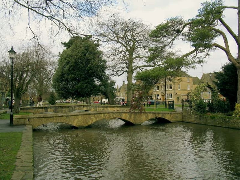 London: Cream Tea at Blenheim Palace & the Cotswolds Tour - Bourton-on-the-Water and the Cotswold pause