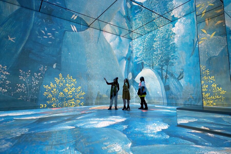 London: Entry Ticket to Frameless Immersive Art Experience - Finding a comfortable pace