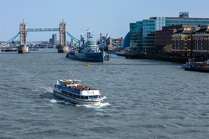 London Eye River Cruise and London Eye Ticket Option - Rising 135 meters above London