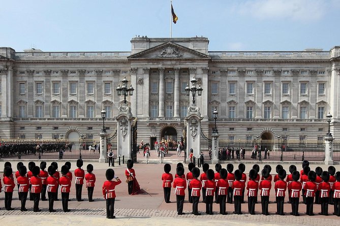 London Full Day Sightseeing Tour with London Eye - St. Paul’s Cathedral and Wren’s great interior