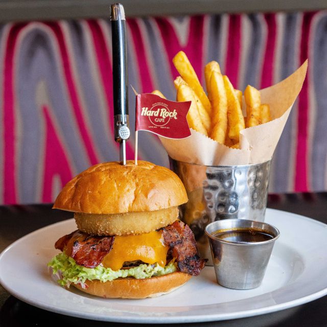 London: Hard Rock Cafe with Set Menu for Lunch or Dinner - Service that helps the evening run smoothly