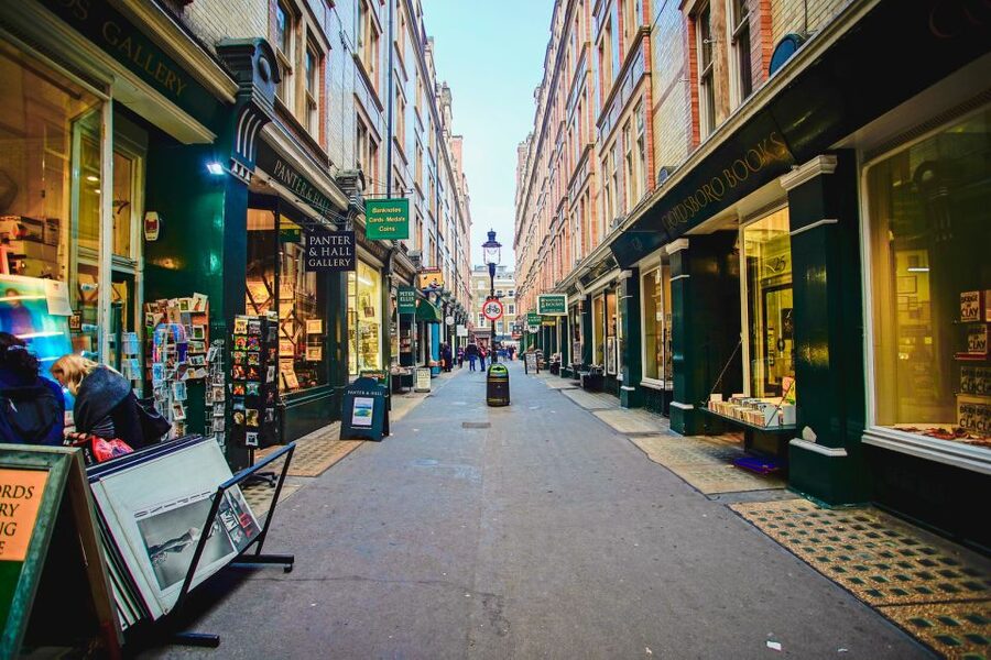 London: Harry Potter Movies Walking Tour (Kids Go Free) - Starting at King’s Cross and Platform 9¾