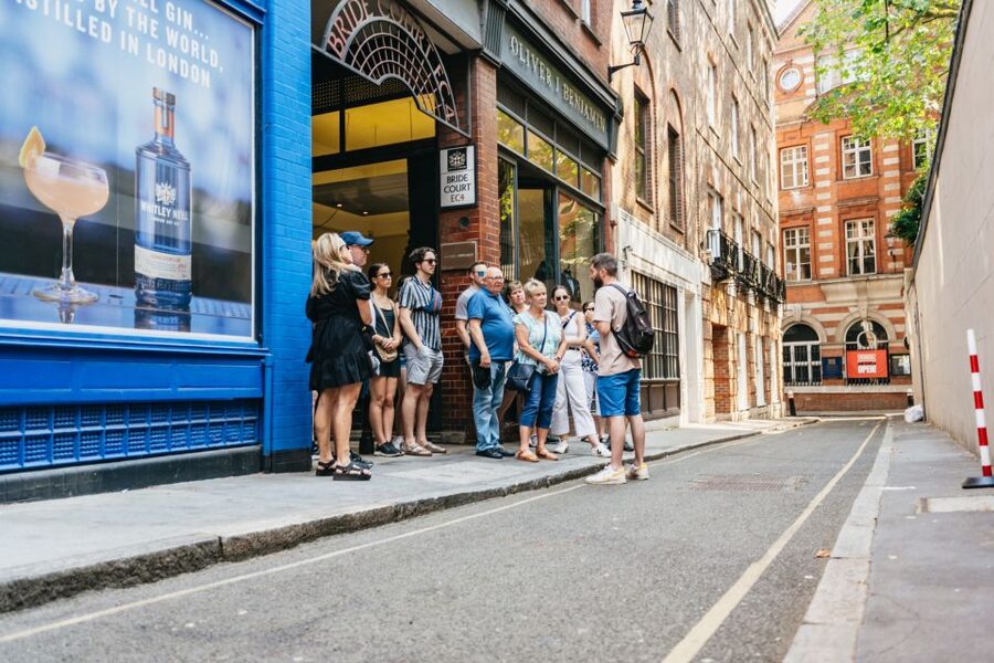 London: Historic Pubs of Central London Walking Tour - Starting at St Paul’s and entering London’s drinking past