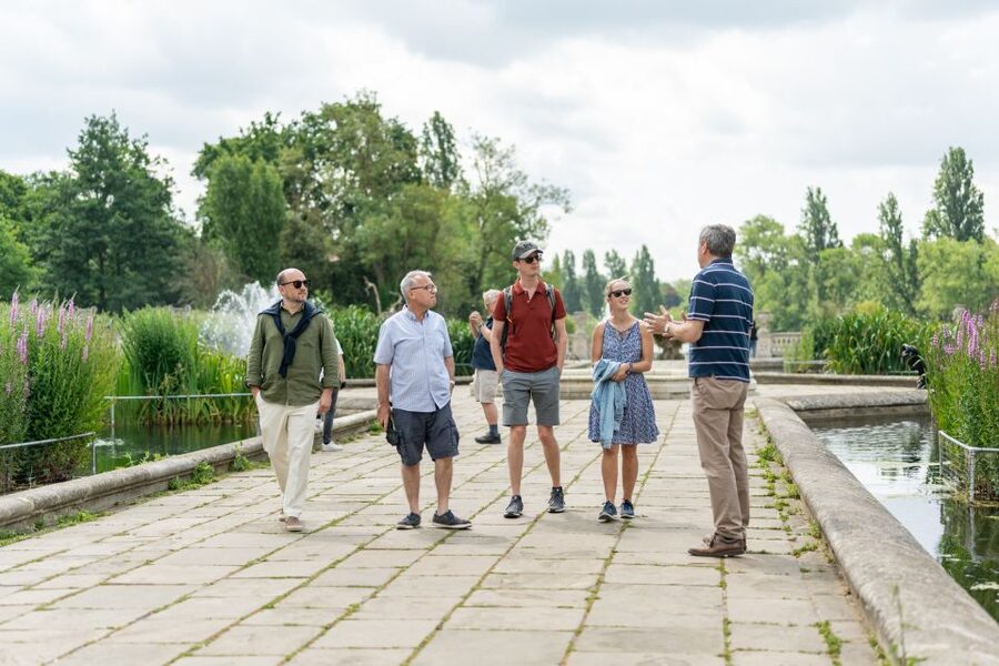 London: Kensington Palace Gardens Tour with Royal High Tea - Why this walk and tea pairing works