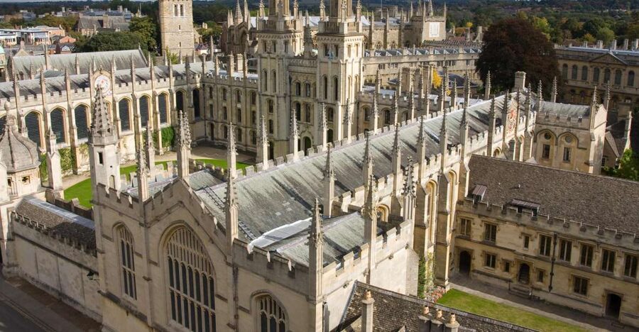 London: Oxford, Stratford, Cotswolds, and Warwick Day Trip - Who should book this day trip?