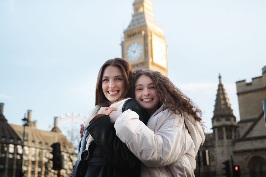 London: Private Landmark Tour with Professional Photographer - Big Ben, Westminster, and the London Eye