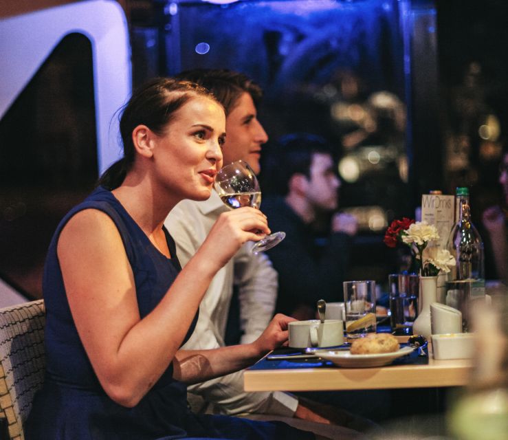 London: River Thames Dinner Cruise - A night cruise that shows London in two moods