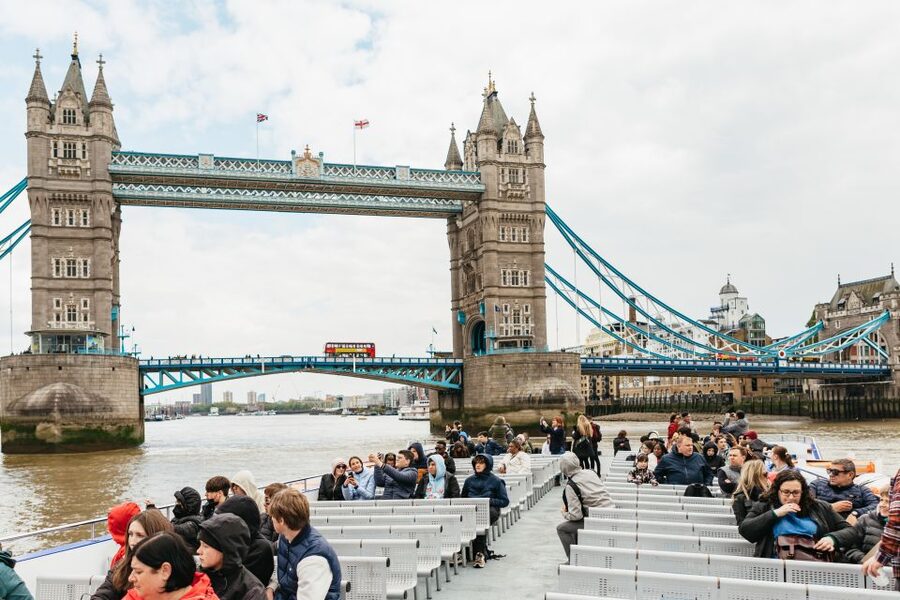 London: River Thames Hop-On Hop-Off Sightseeing Cruise - What the boat is like during a full day