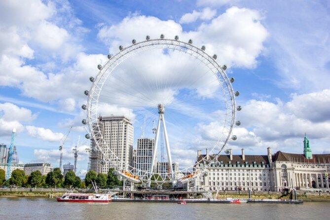 London Sightseeing Walking Tour with 30+ sights - Downing Street, St James’s, and the Royal Parks