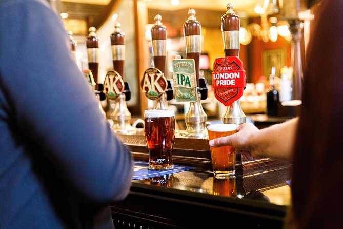 London Small Group Tour of Historical Pubs - Churches, legal London, and the Temple gateway