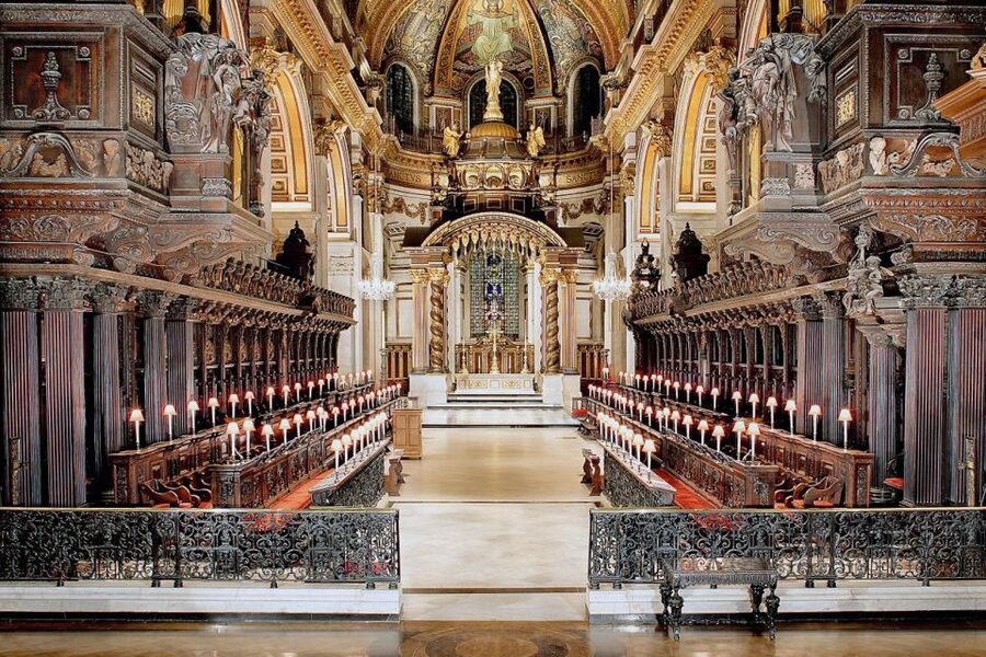 London: St Paul's Cathedral Entry Ticket - Using the Included Multimedia Guide