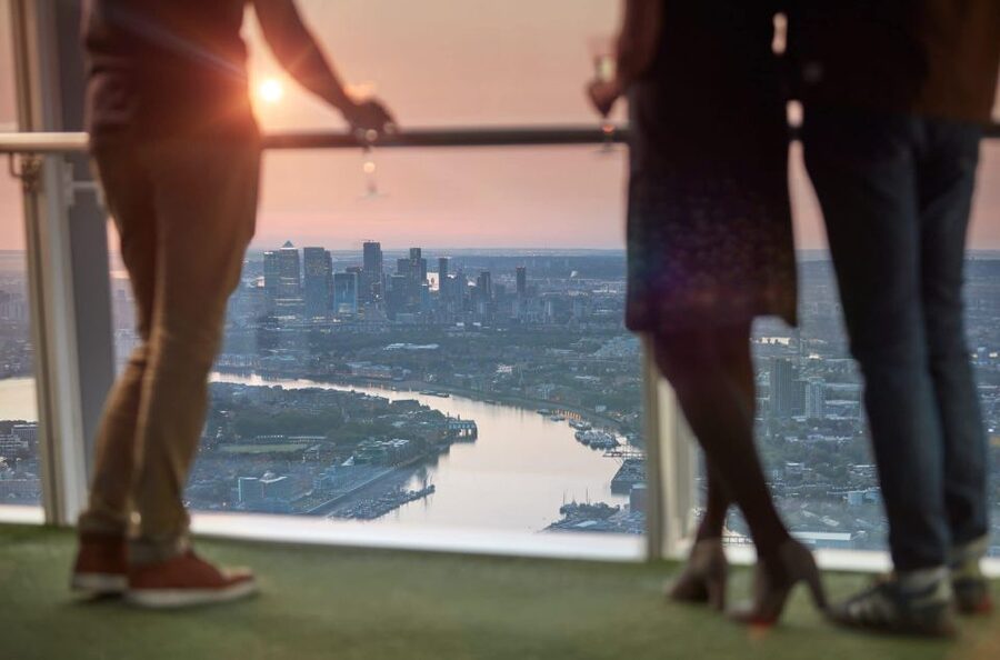 London: The View from The Shard - Level 72 and the open-air platform