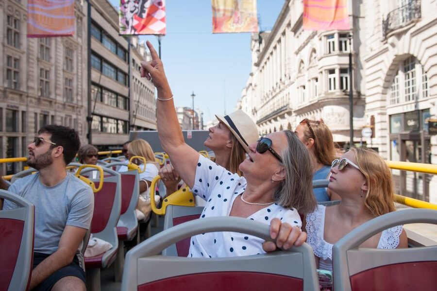 London: Tootbus Hop-on Hop-off with optional River Cruise - The app, audio guide, and walking tours