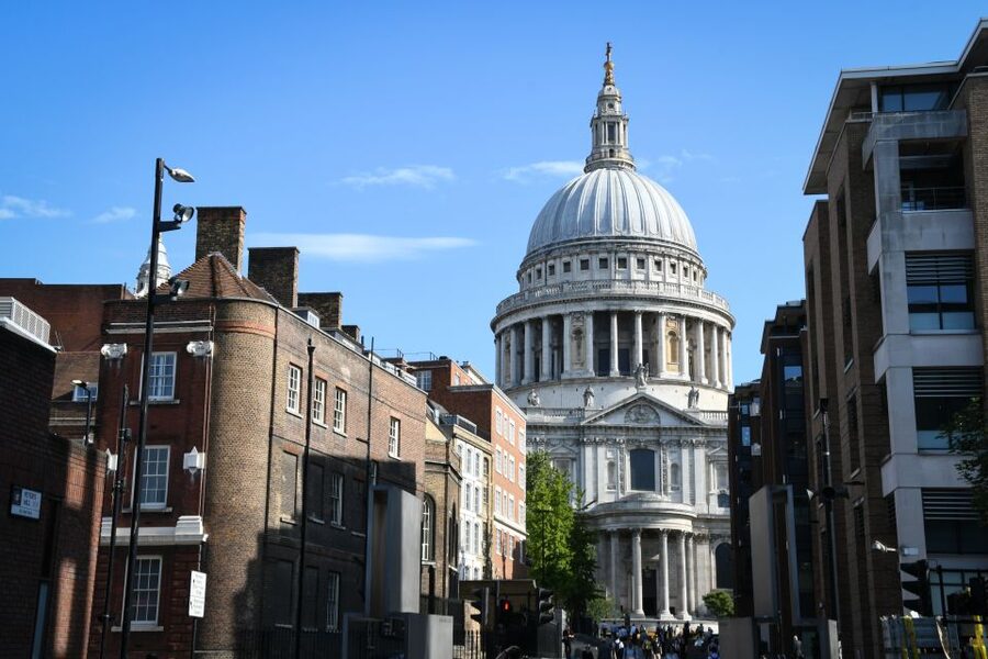 London: Top 30 Sights Tour and Sherlock Holmes Museum - Who should book this London tour?