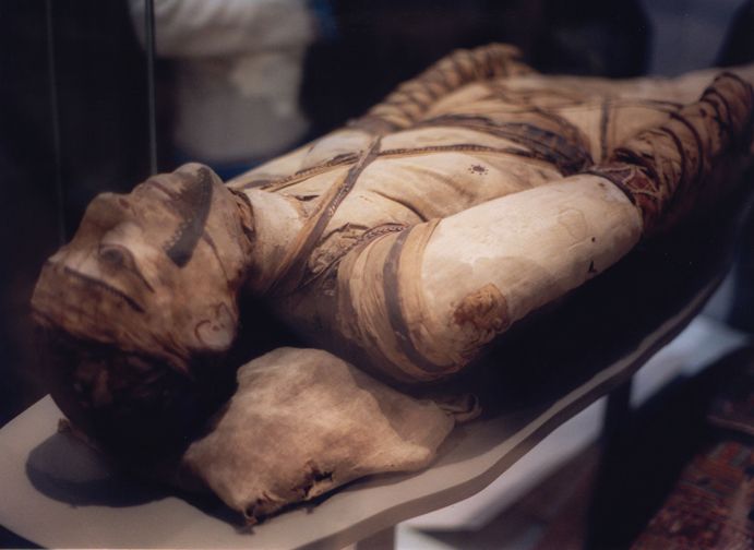 London: Tour of the British Museum - Aztec pieces and a final shift in time and place