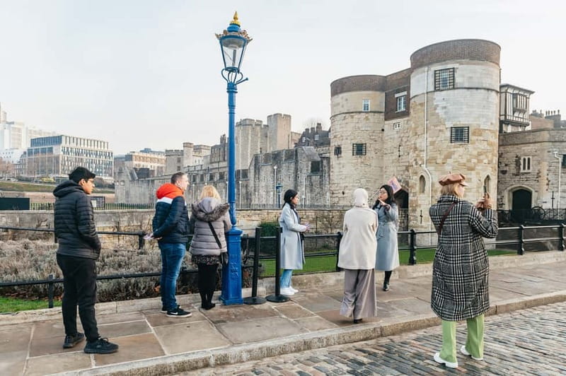 London: Tower of London Entry & Beefeater Private Audience - The Crown Jewels: the must-see collection