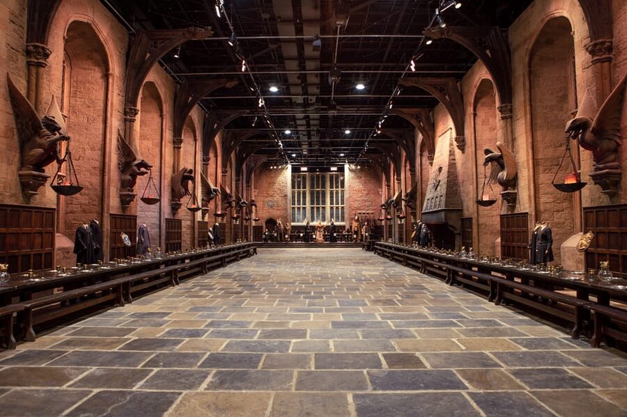 London: Warner Bros. Studio Harry Potter Tour with Transfers - Platform 9¾ and the Hogwarts Express
