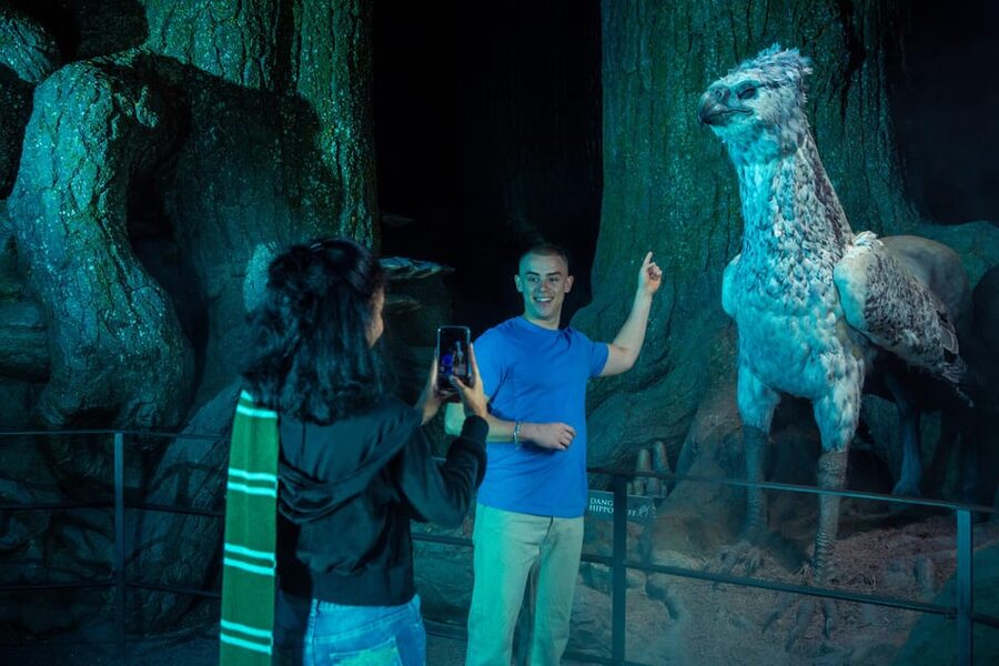 London: Warner Bros. Studio Harry Potter Tour with Transfers - Food, shopping, and the cost of the day
