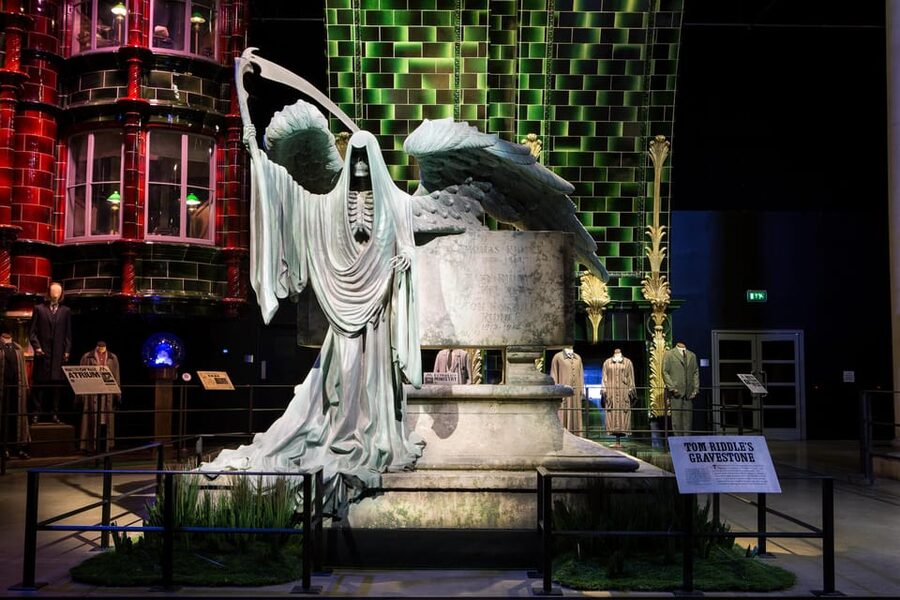 London: Warner Bros. Studio Harry Potter Tour with Transfers - Who will enjoy this most