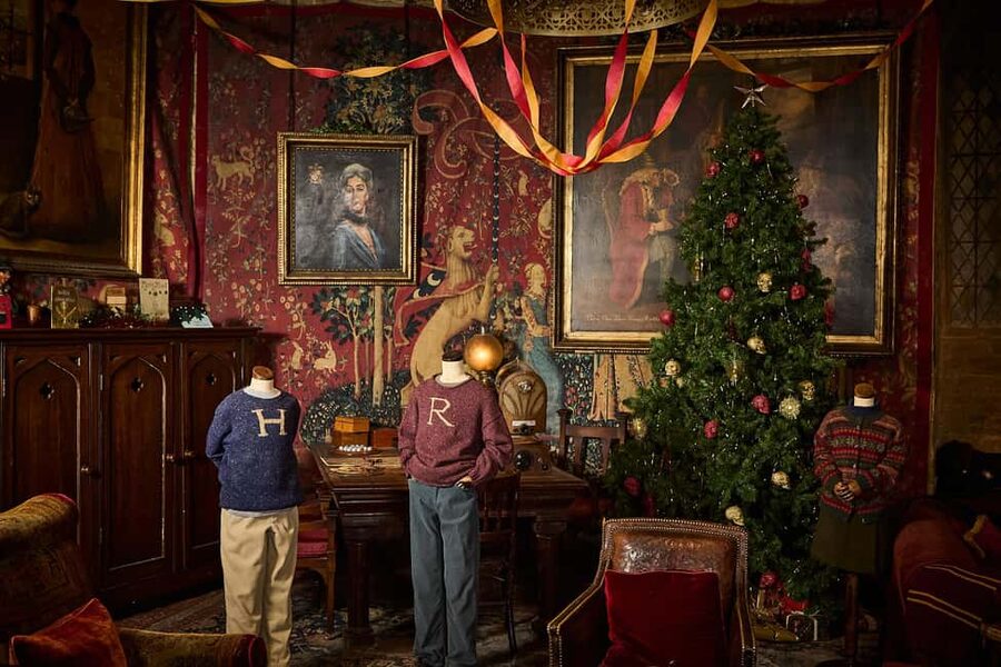 London: Warner Bros. Studio Tour with Return Transportation - The Great Hall and the film sets