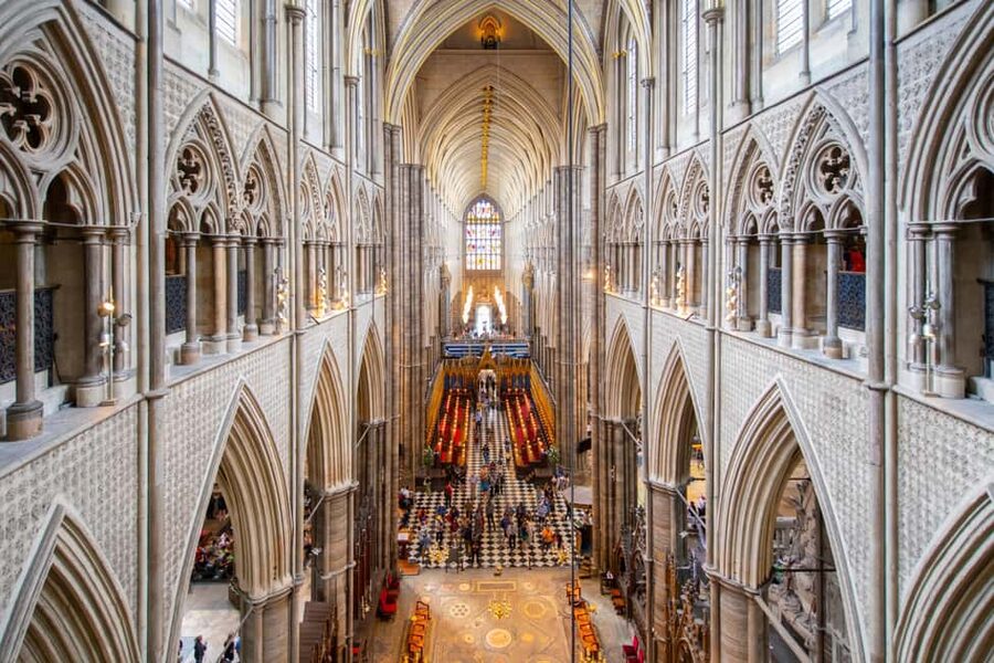 London: Westminster Abbey, Big Ben & Buckingham Guided Tour - St James’s Palace and Jermyn Street