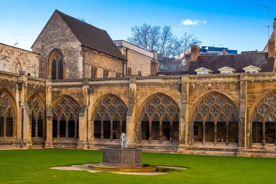 London: Westminster Abbey, Big Ben & Buckingham Guided Tour - Who will enjoy this tour most