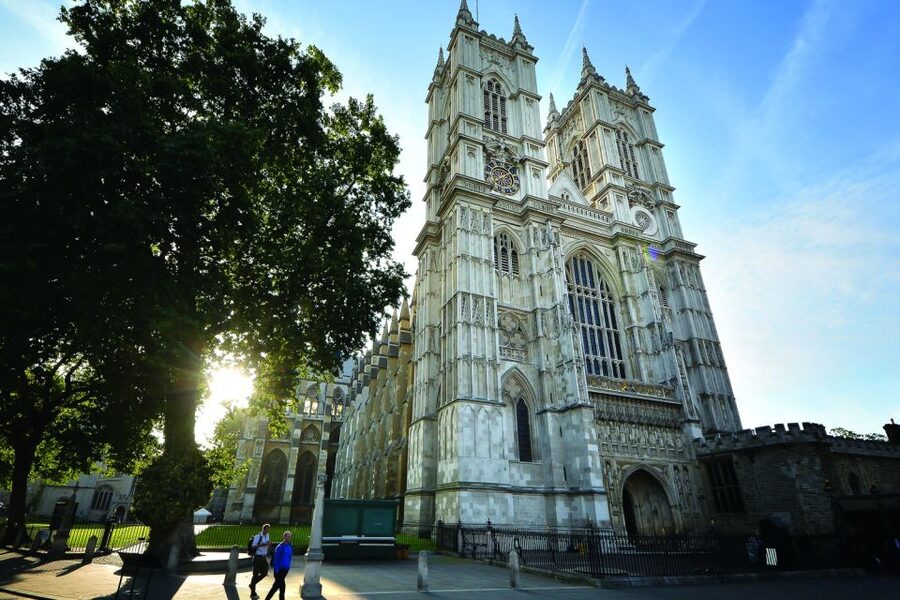 London: Westminster Abbey Entrance Ticket - Arriving at the North Green ticket office