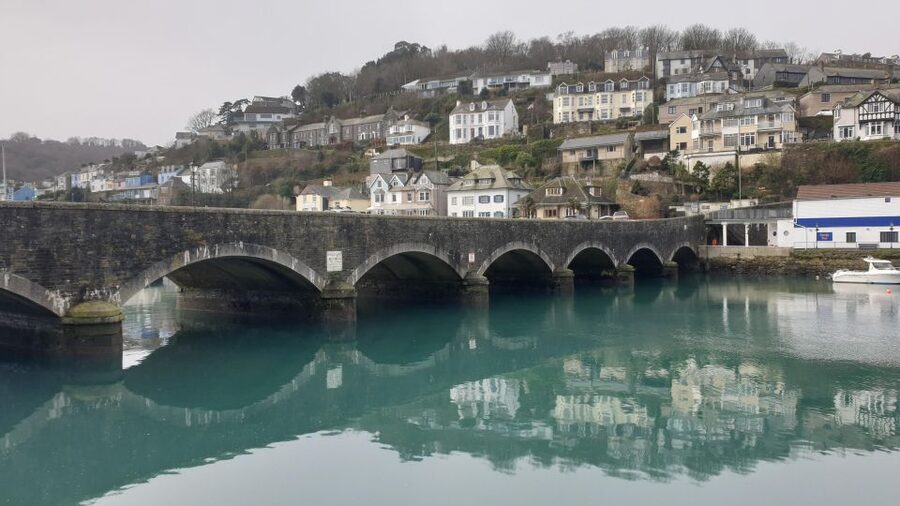 Looe: Beyond Paradise TV Locations Tour - Along the East Looe River