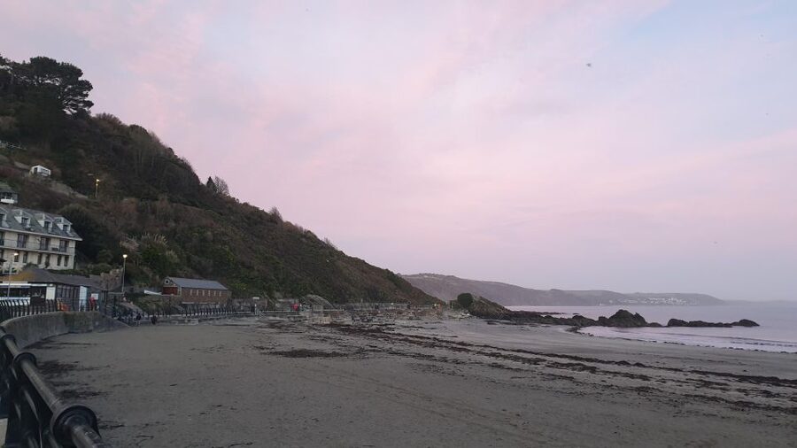 Looe: Beyond Paradise TV Locations Tour - Finishing at East Looe Beach