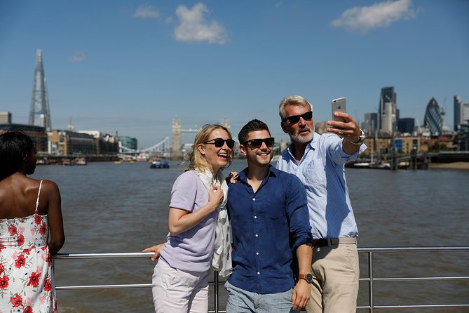Lunch River Cruise on the Thames with 2-Course Meal - What the price really covers