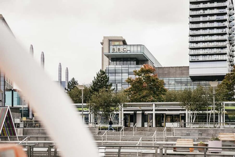Manchester: Canal & River Cruise - The boat, seating, and weather