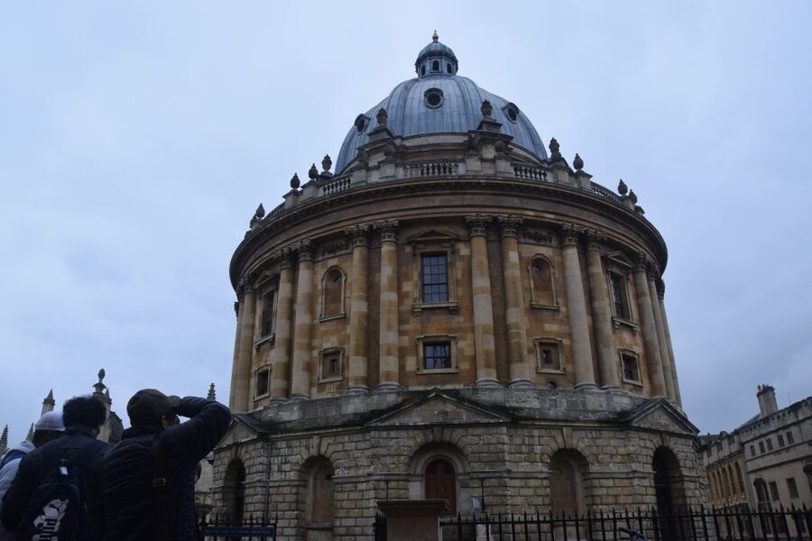 Morse, Lewis and Endeavour Walking Tour of Oxford - The White Horse and Morse’s pub world