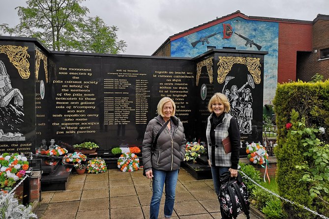 Official World Famous Belfast Taxi Tour ™ - Shankill Road and the Loyalist view