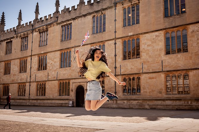 Oxford and Traditional Cotswolds Villages Small-Group Day Tour from London - Oxford in two hours: choose one clear goal