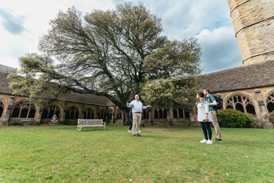 Oxford: City and University Tour, including college entry - Entering one of Oxford’s historic colleges