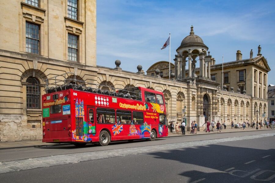 Oxford: City Sightseeing Hop-On Hop-Off Bus Tour - Railway Station, Park End Street, and Gloucester Green