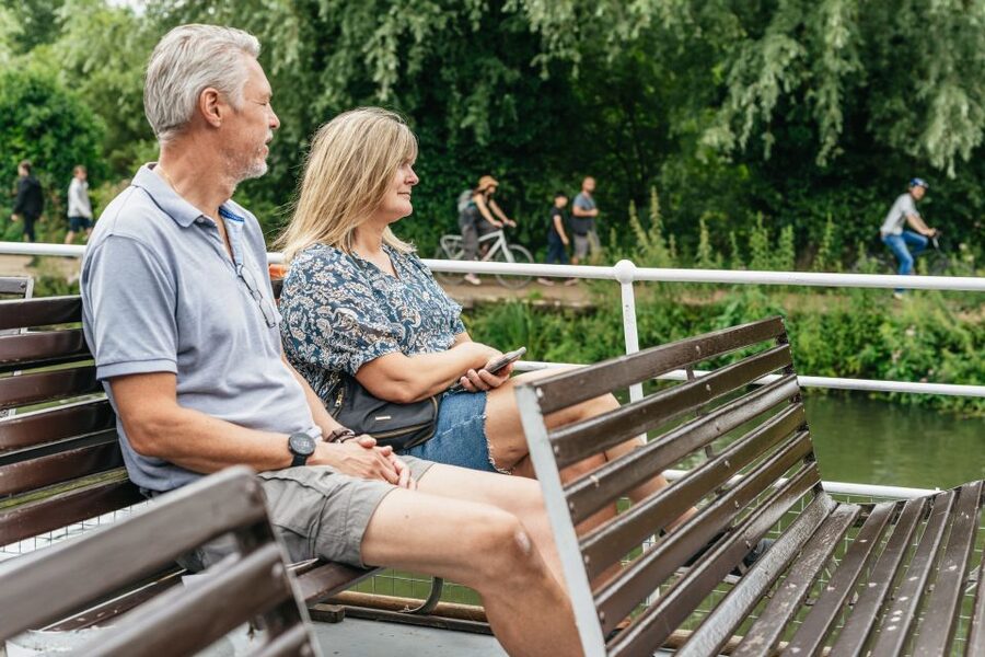 Oxford: River Thames Sightseeing Cruise - Oxford rowing culture and Iffley Lock