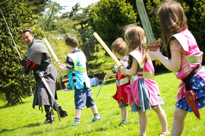 Oxford, Stratford, Cotswolds & Warwick Castle Tour from London - Oxford offers the best guided walking