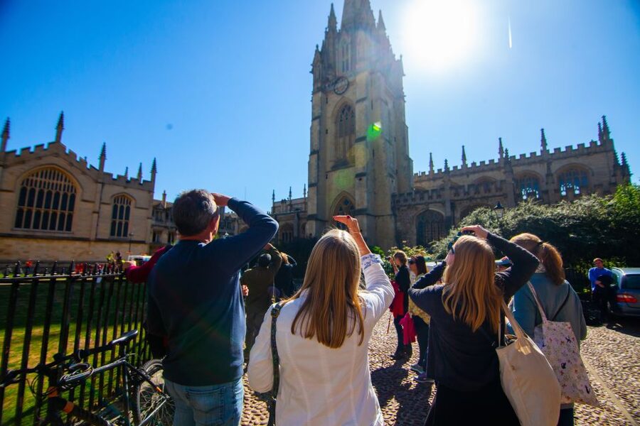 Oxford: University and City Walking Tour with Alumni Guide - Who should book this Oxford walk?