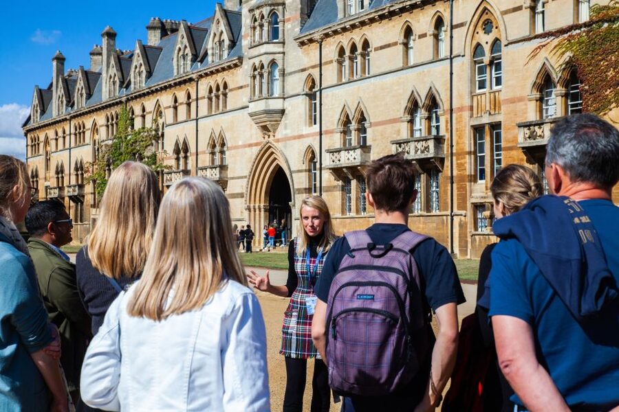 Oxford: University Walking Tour with Christ Church Visit - College lawns, rivalries, and student customs