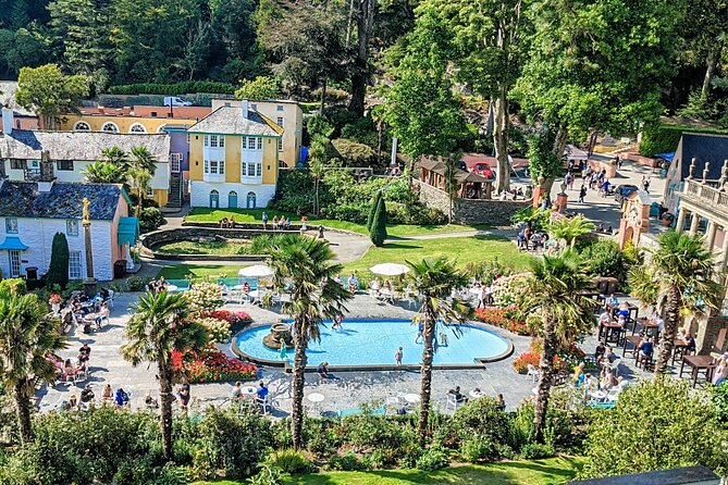 Portmeirion, Castles and Snowdonia Tour - The smallest house is a quick, quirky stop