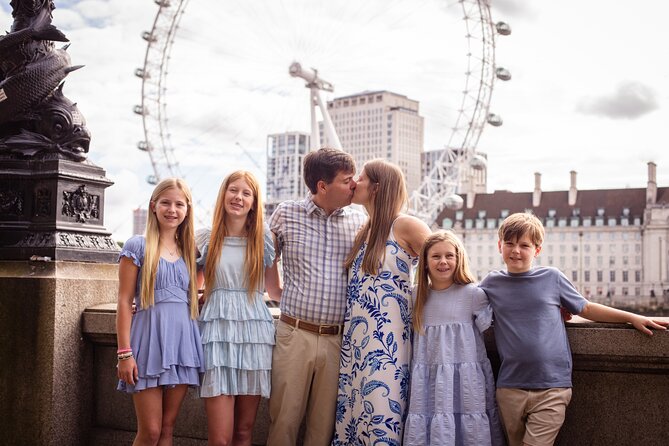 Private landmarks photoshoot for families and couples - Why this London photo session works