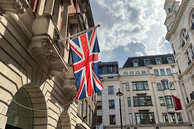 Royal Historic Pubs Walking Guided Tour in London - Is $44.38 good value?