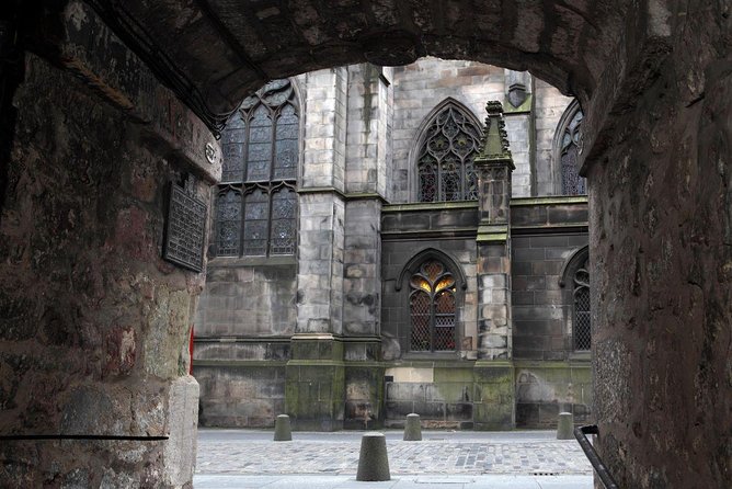 Royal Mile and Edinburgh Castle - Small Group Walking Tour - Entering Edinburgh Castle on Castle Rock