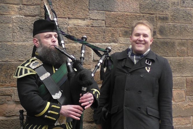 Royal Mile and Old Town Walking Tour - The Jolly Judge and James Court add character