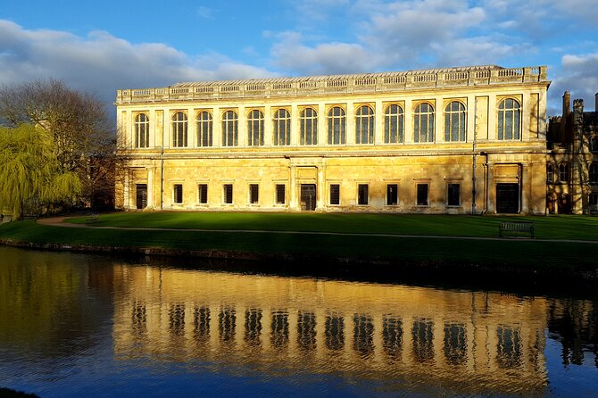 Shared Guided Punting Tour of Cambridge - Why the River Cam is the right place to see Cambridge