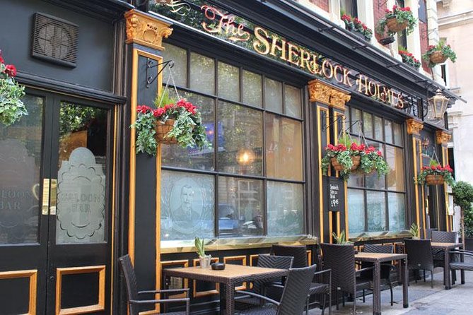 Sherlock Holmes Walking Tour in London - Starting beside the lights of Piccadilly Circus